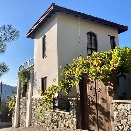Traditional House With Mountain View - Dierona Village Exterior photo